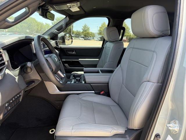 Used 2026 Toyota Tundra Limited AWD/4WD image 23