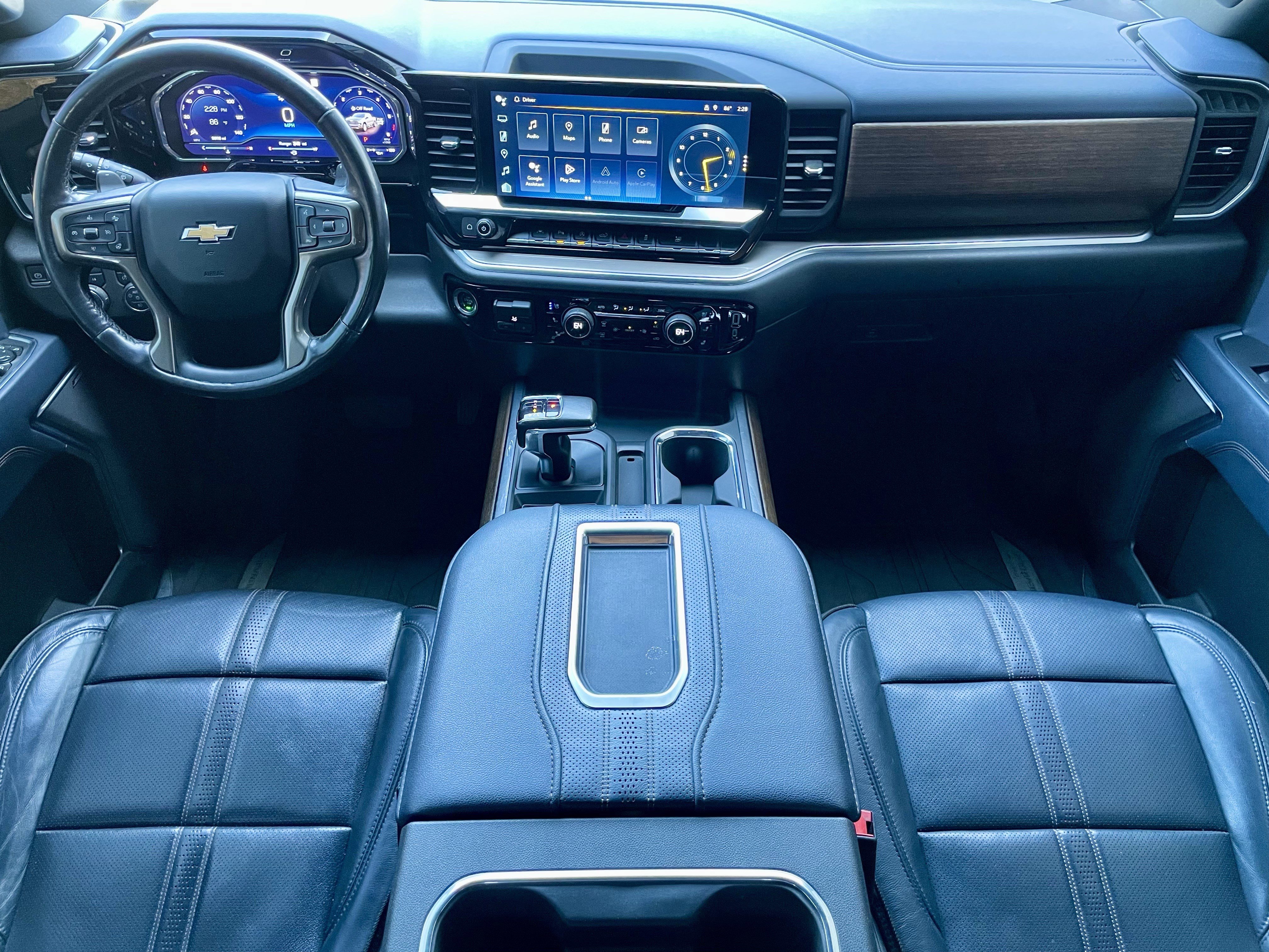Used 2022 Chevrolet Silverado 1500 High Country w/ High Country Premium Package image 16