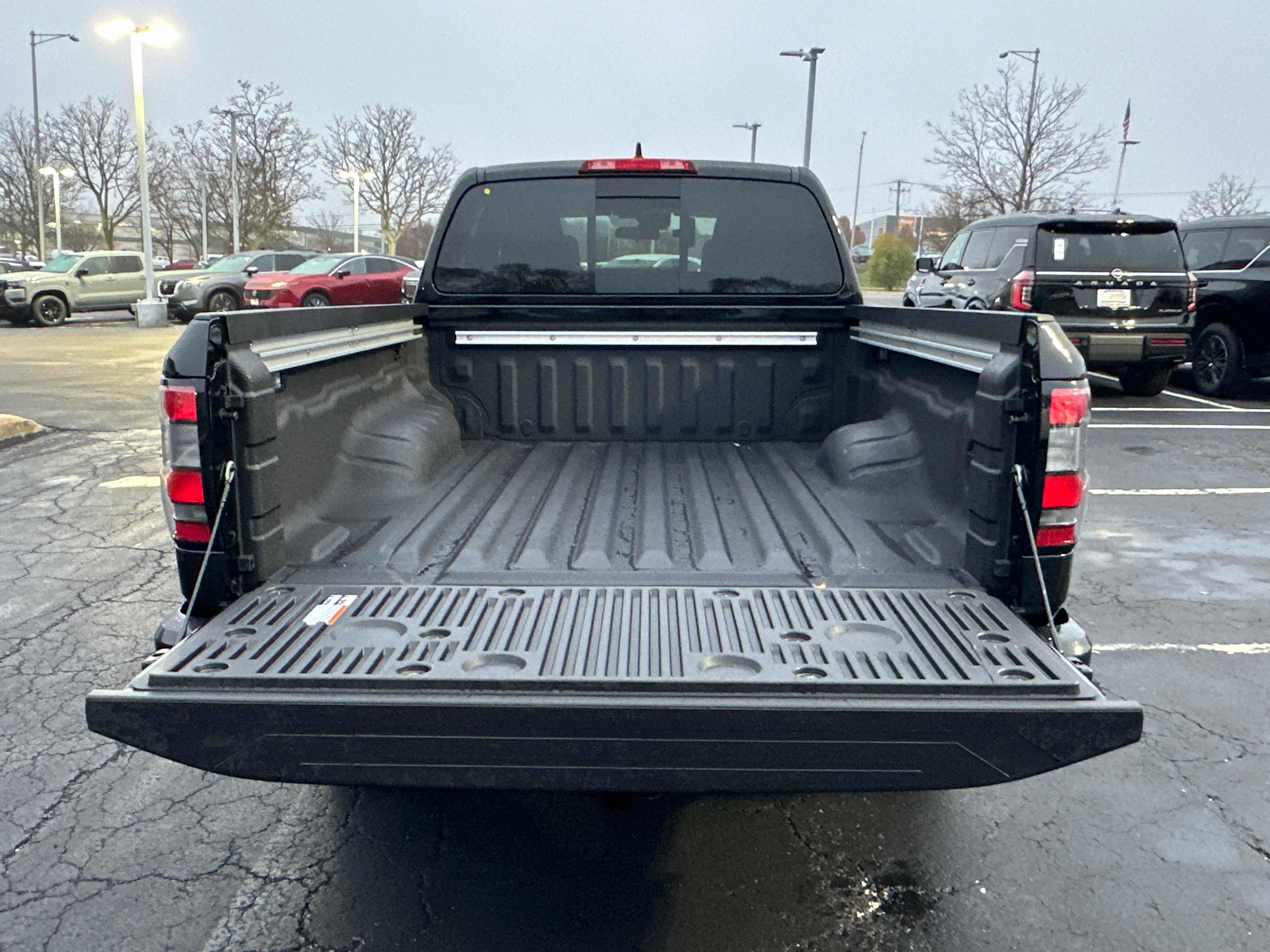 New 2026 Nissan Frontier PRO-4X w/ Pro-4x Convenience Package image 18