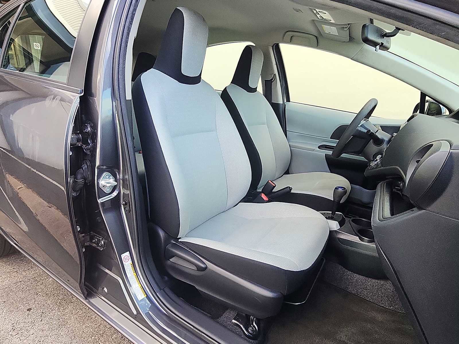 Used 2014 Toyota Prius C One FWD image 24