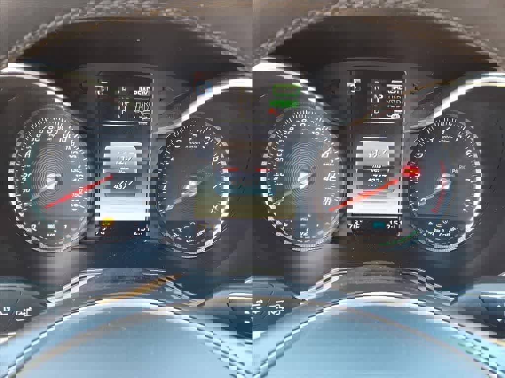 Used 2019 Mercedes-Benz GLC 350e 4MATIC image 20