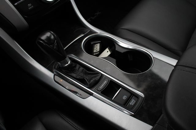 Used 2020 Acura TLX FWD image 20