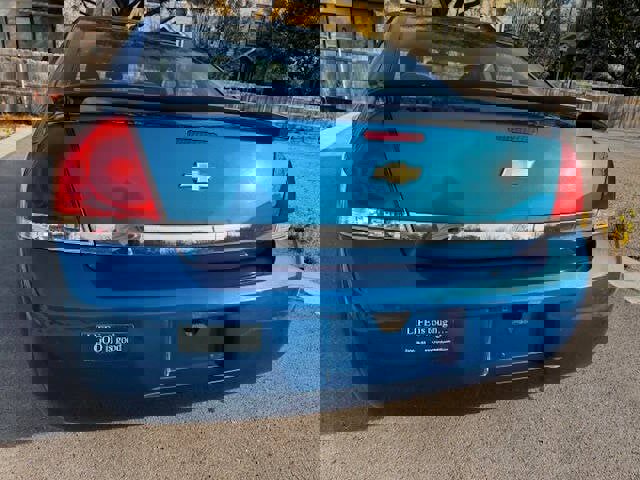Used 2010 Chevrolet Impala LT image 12