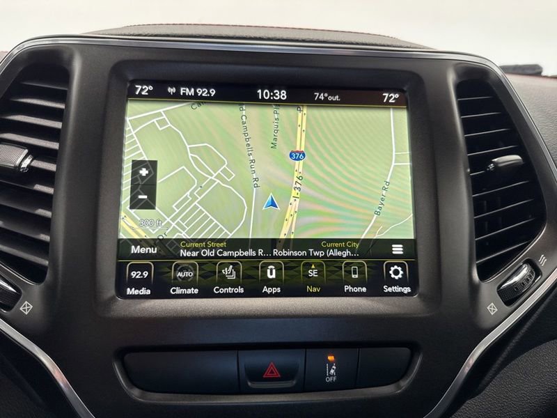 Used 2022 Jeep Cherokee Trailhawk w/ Sun, Sound & Nav Group AWD/4WD image 32