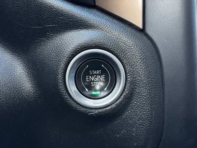 Used 2020 Chevrolet Silverado 1500 High Country w/ Technology Package image 31