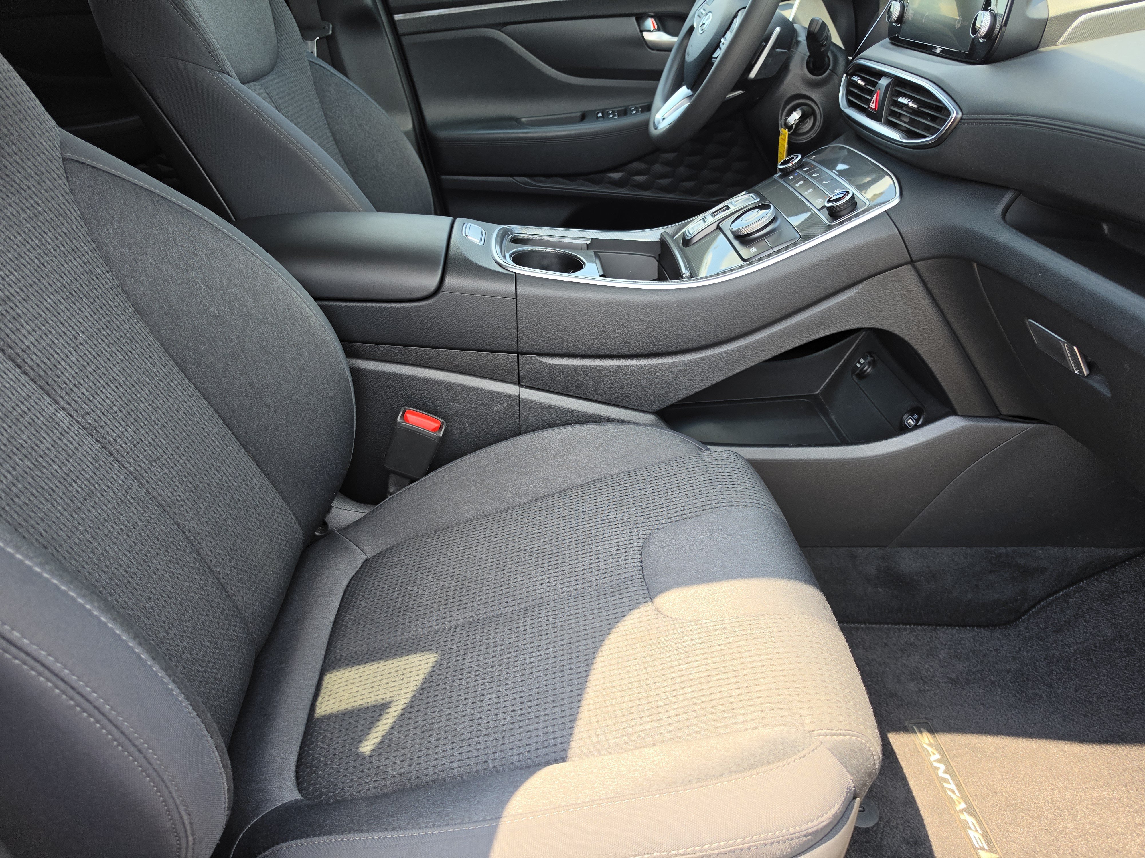 Used 2023 Hyundai Santa Fe SE FWD image 13