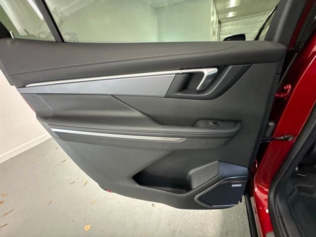 Used 2025 Buick Enclave Sport Touring w/ Power Package image 9