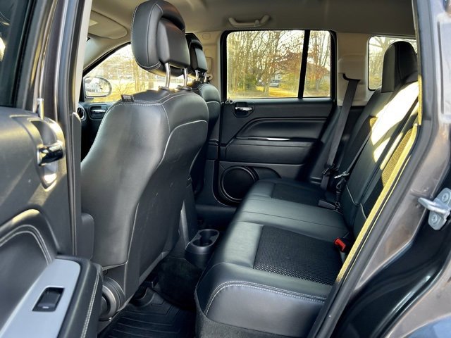 Used 2016 Jeep Compass Latitude image 17