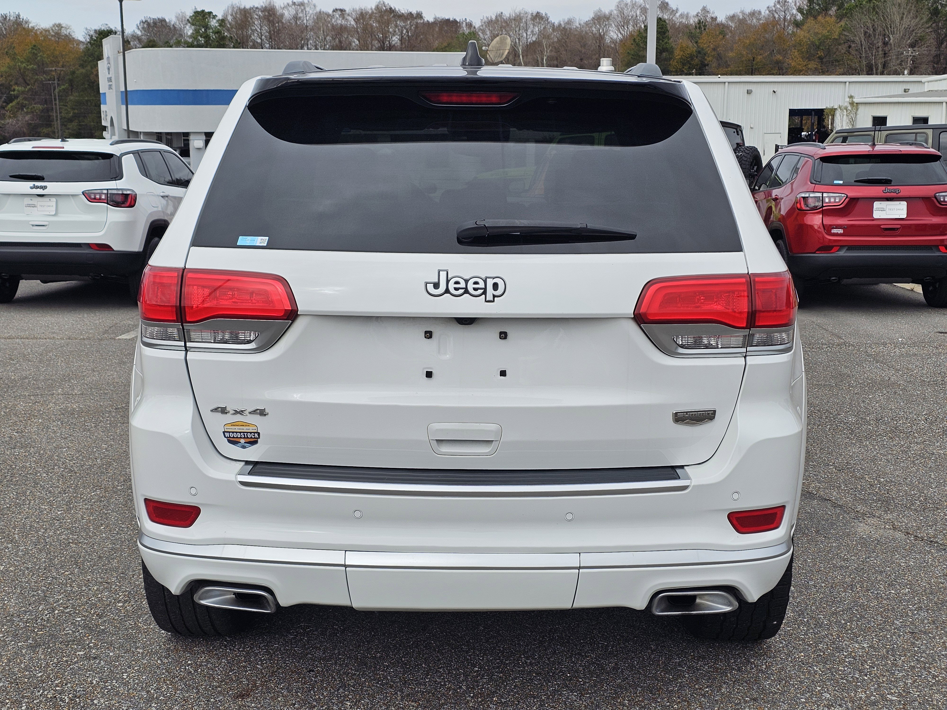 Used 2020 Jeep Grand Cherokee Summit image 11