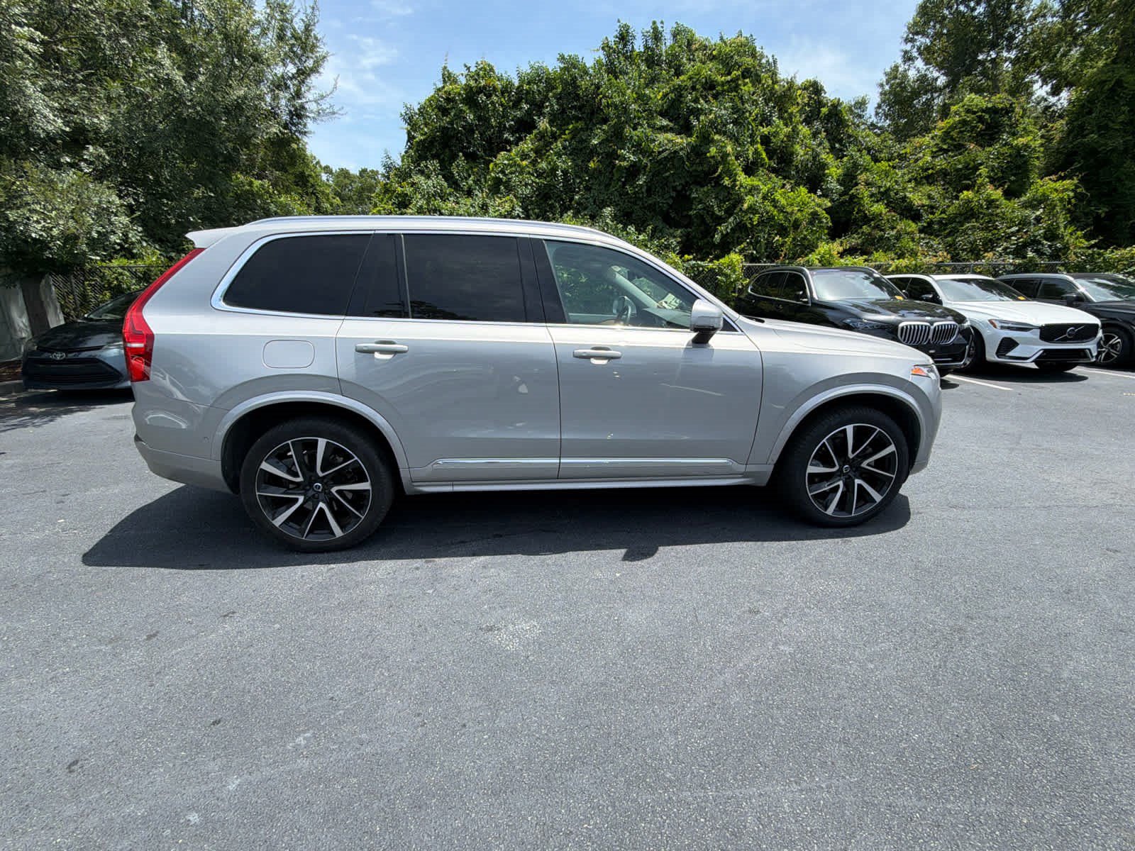 Used 2023 Volvo XC90 B5 Plus w/ Protection Package Premier AWD/4WD image 18