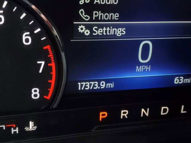 Used 2022 Ford Explorer XLT image 18