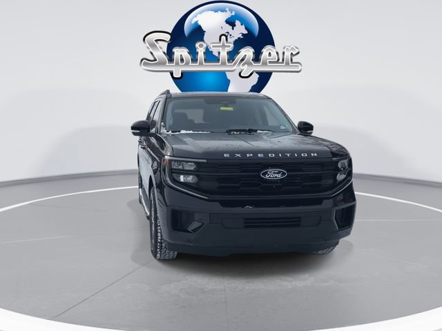 New 2026 Ford Expedition Active AWD/4WD image 3