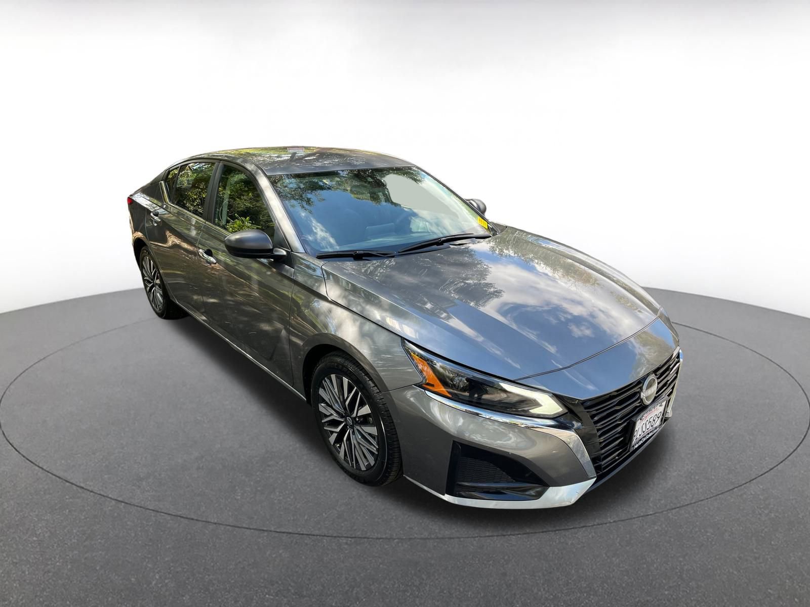 Used 2024 Nissan Altima 2.5 SV