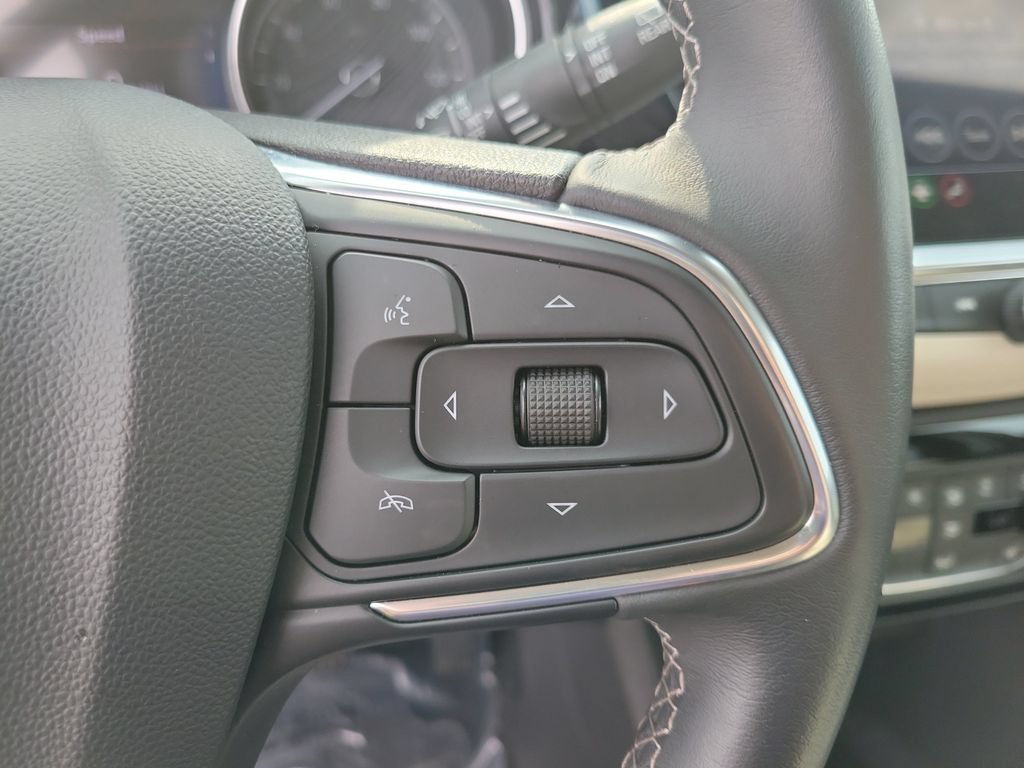 Used 2022 Buick Encore GX Select FWD image 23