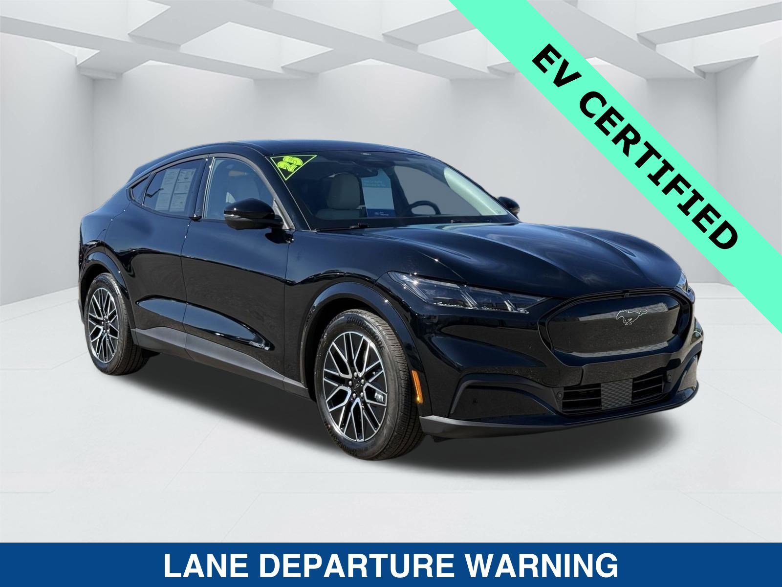 Certified 2025 Ford Mustang Mach-E Premium image 2