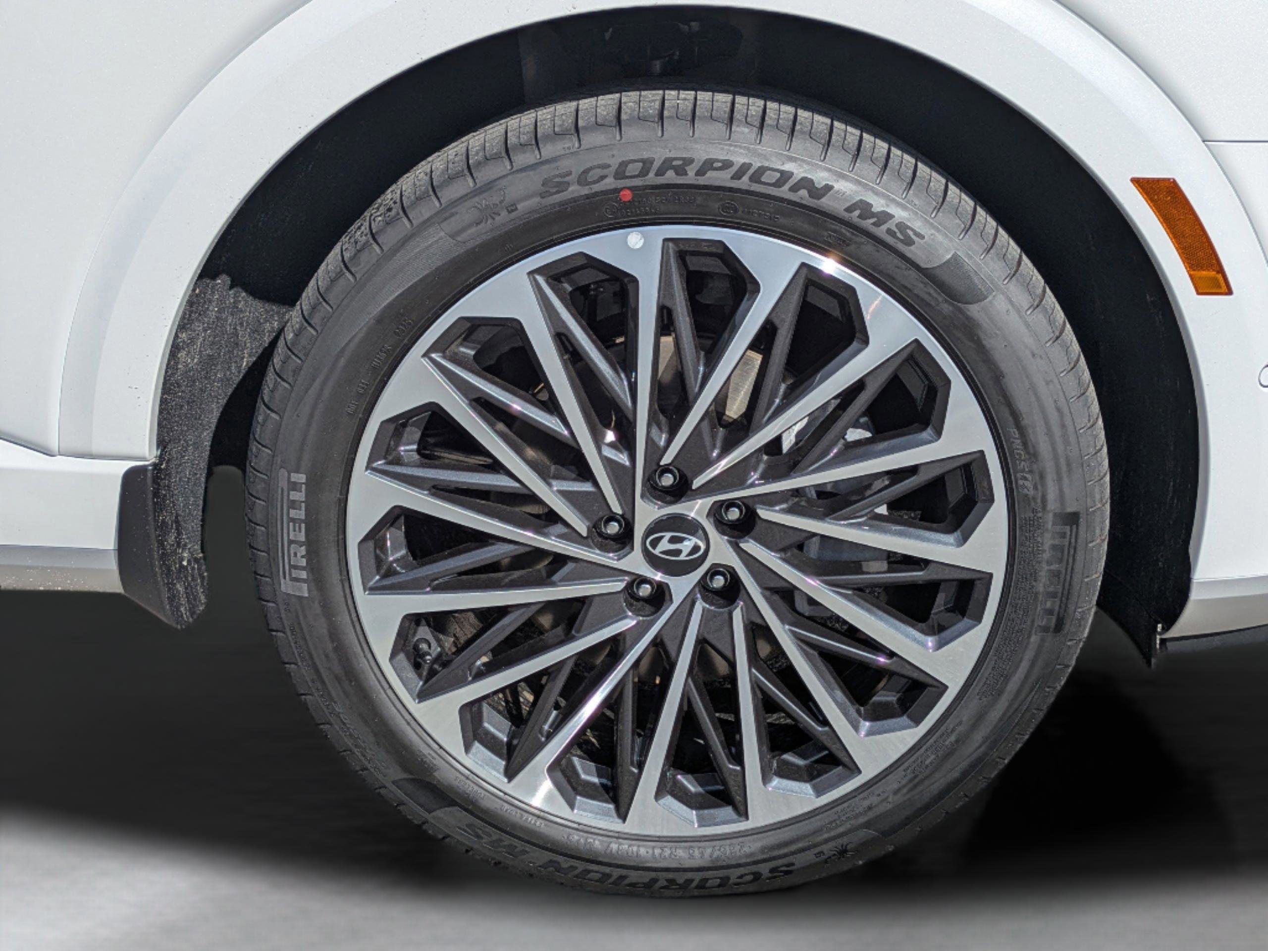 New 2026 Hyundai Palisade Calligraphy FWD image 14