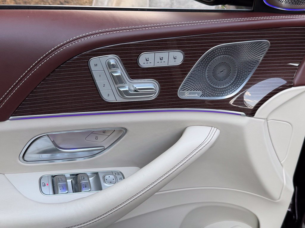 Used 2022 Mercedes-Benz Maybach GLS 600 4MATIC image 28