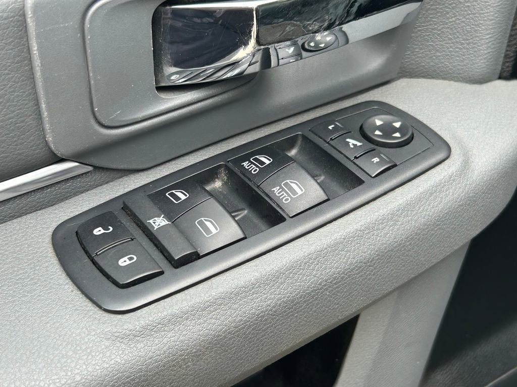 Used 2018 RAM 1500 Lone Star image 21