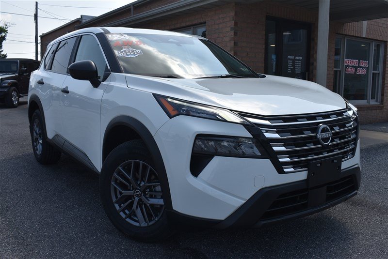 Used 2024 Nissan Rogue S