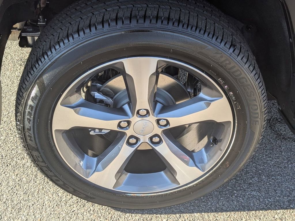 New 2025 Jeep Grand Cherokee Limited w/ Luxury Tech Group II image 14