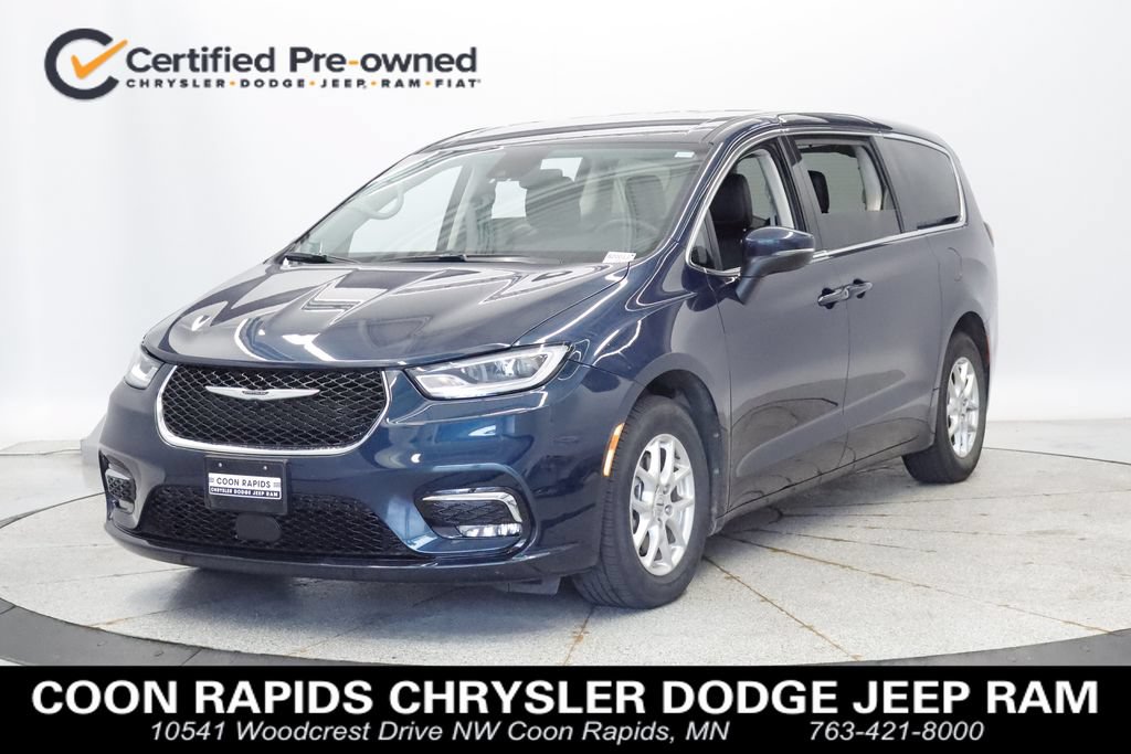 Certified 2023 Chrysler Pacifica Touring-L FWD image 1