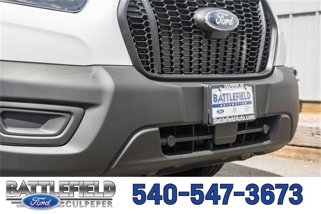 New 2025 Ford Transit 250 148 Medium Roof image 12