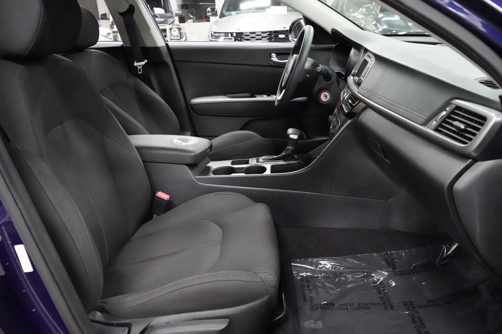 Used 2017 Kia Optima LX FWD image 31