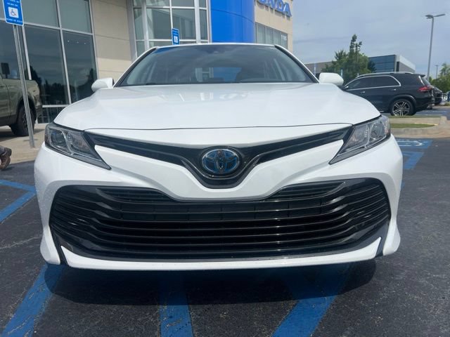 Used 2020 Toyota Camry LE FWD image 3