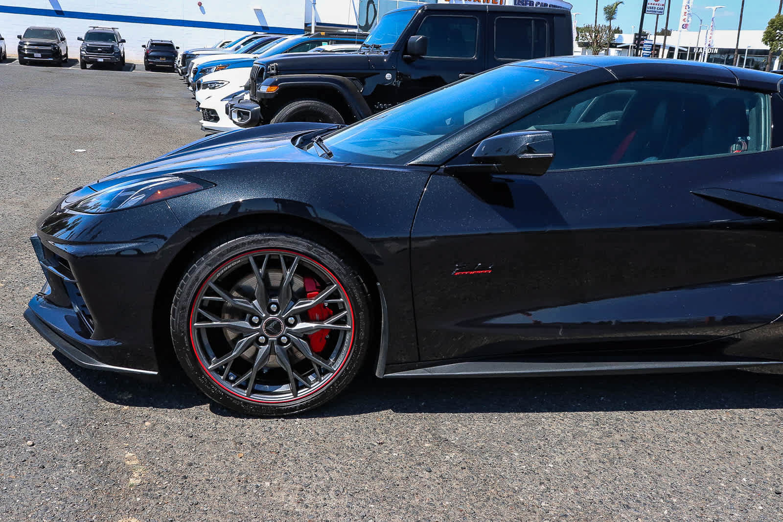 Used 2023 Chevrolet Corvette Stingray Premium Conv w/ Z51 Performance Package RWD image 21