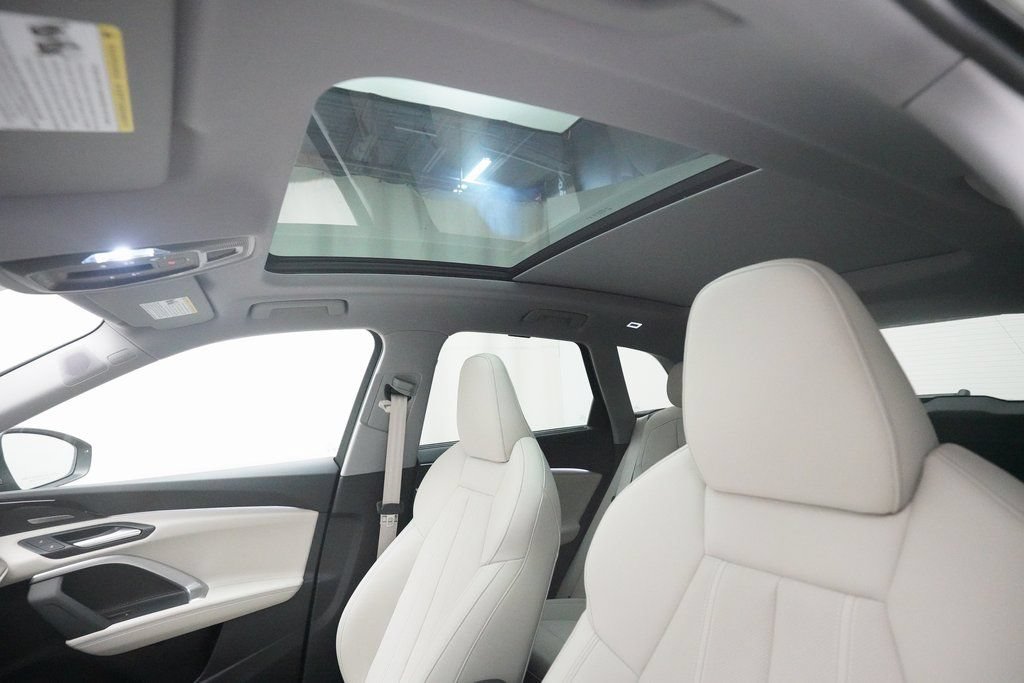 Certified 2025 Audi Q5 Premium Plus w/ Premium Plus AWD/4WD image 33