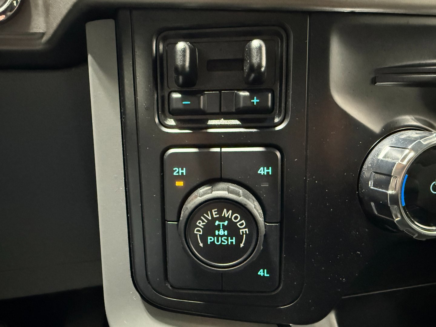 Used 2024 Ford F150 XLT w/ Equipment Group 302A MID image 16