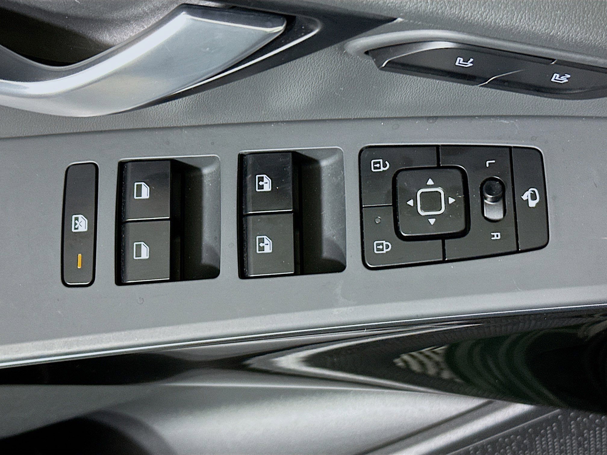 Used 2024 Kia Niro Wave image 14