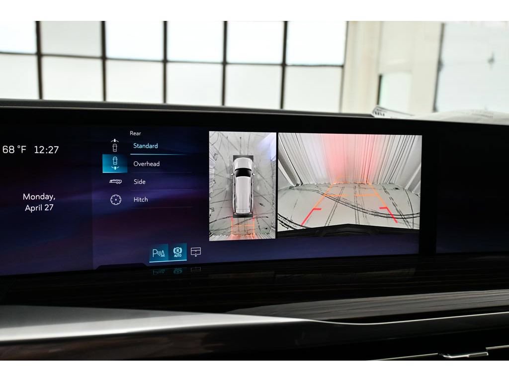 New 2026 Cadillac Escalade ESV Luxury w/ LPO, Radiant Package AWD/4WD image 45