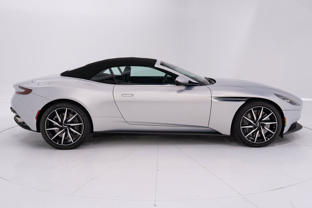 Used 2020 Aston Martin DB11 Volante RWD image 15