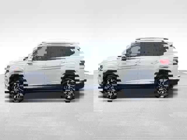 New 2026 Volkswagen Atlas SEL image 5