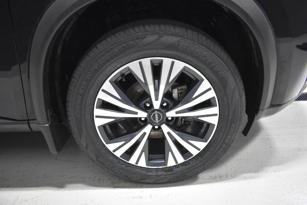 Certified 2023 Nissan Rogue SV image 10