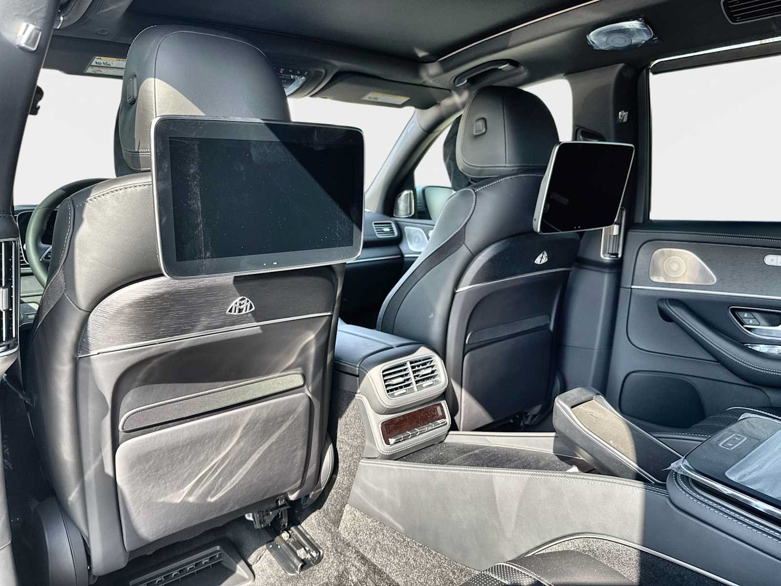 New 2026 Mercedes-Benz Maybach GLS 600 4MATIC image 18