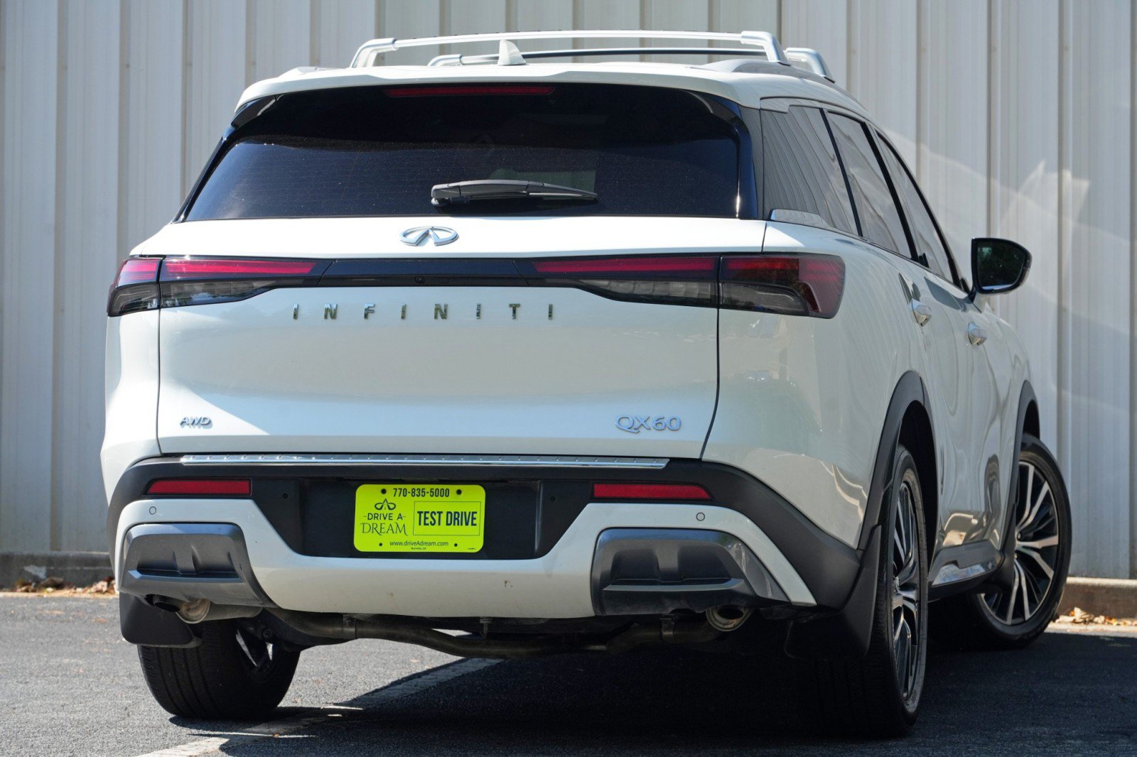Used 2025 INFINITI QX60 Sensory w/ Vision Package AWD/4WD image 5