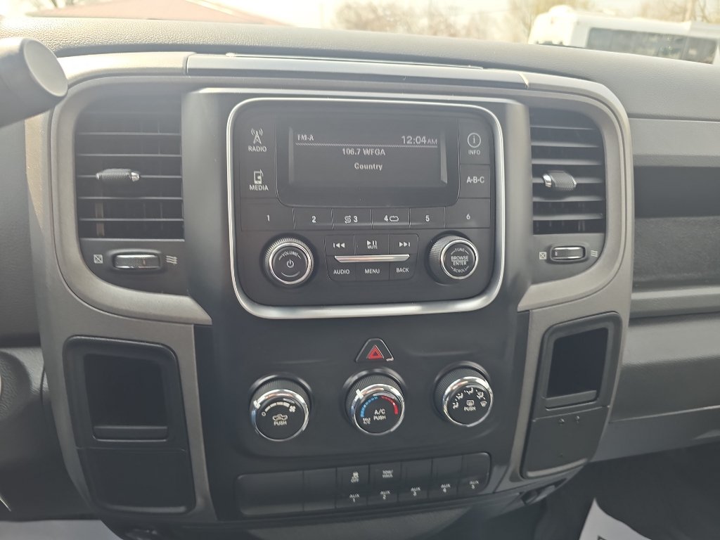 Used 2018 RAM 3500 Tradesman w/ Power & Remote Entry Group RWD image 25