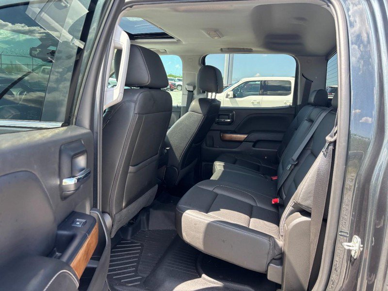 Used 2018 Chevrolet Silverado 1500 LTZ w/ Sport Package AWD/4WD image 12