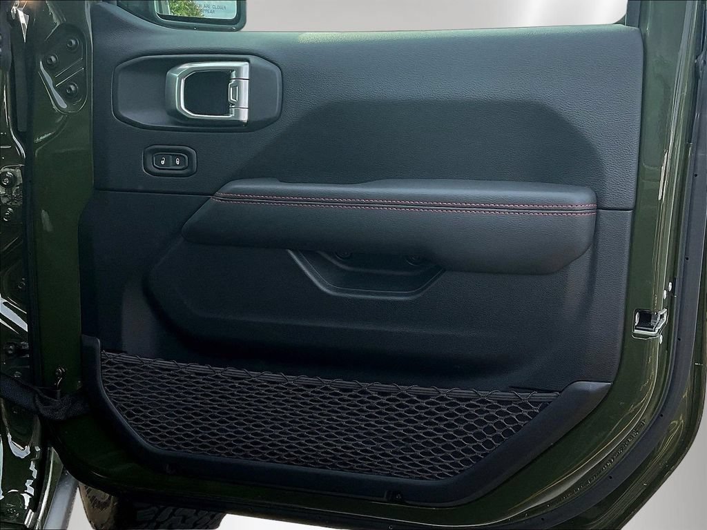 Used 2021 Jeep Wrangler Rubicon w/ Uconnect 4C Nav & Sound Group AWD/4WD image 27