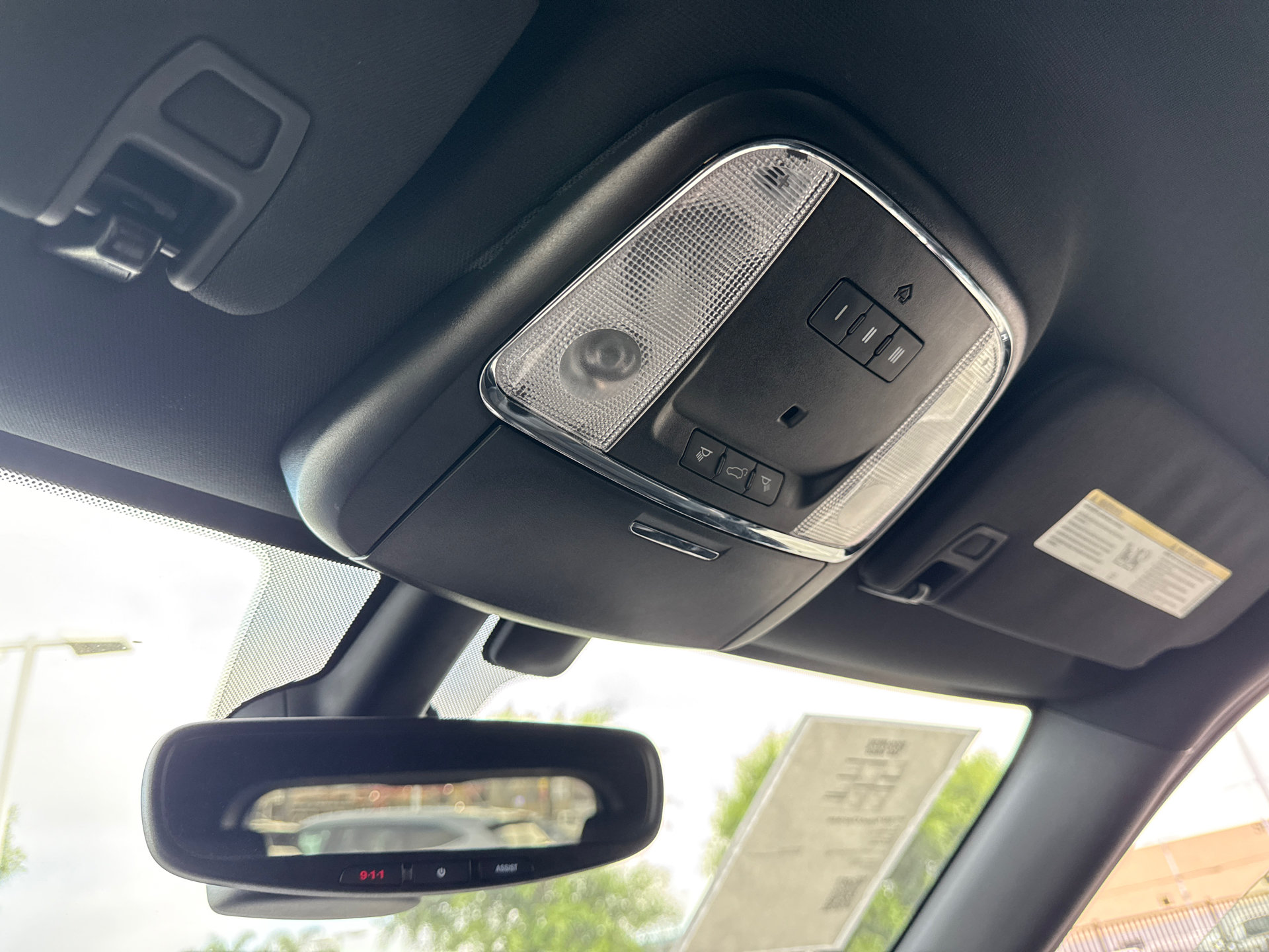 Used 2017 Jeep Grand Cherokee Altitude RWD image 30