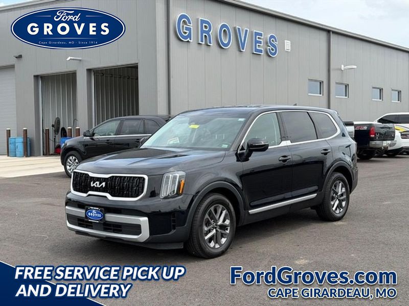 Used 2023 Kia Telluride LX AWD/4WD image 1