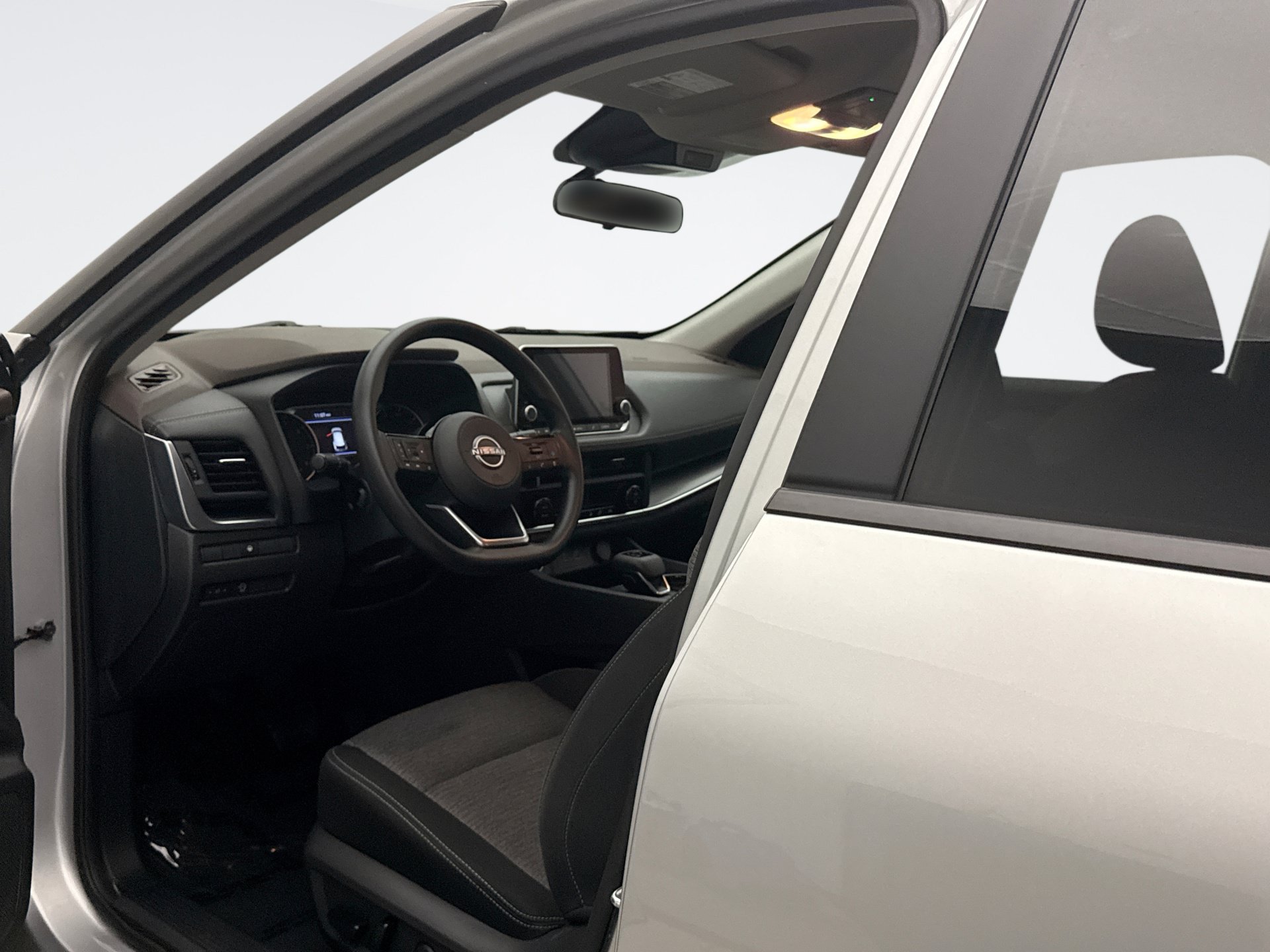 Used 2023 Nissan Rogue SV AWD/4WD image 10