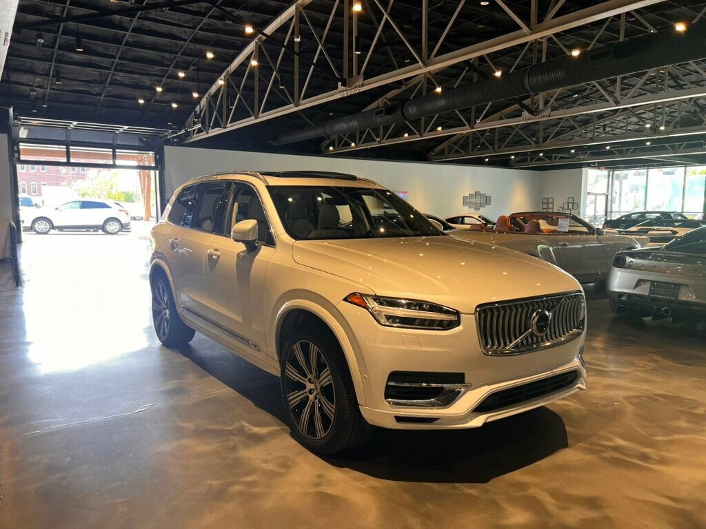 Used 2023 Volvo XC90 T8 Plus image 7