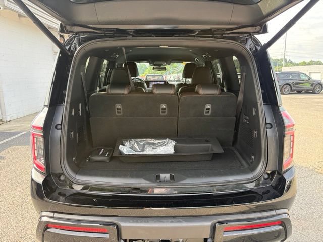 Used 2025 Nissan Armada SL w/ Captain's Chari Seat Package AWD/4WD image 36