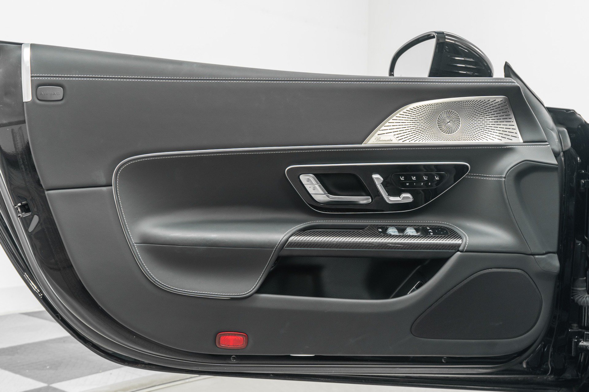 Used 2023 Mercedes-Benz SL 63 AMG 4MATIC image 42