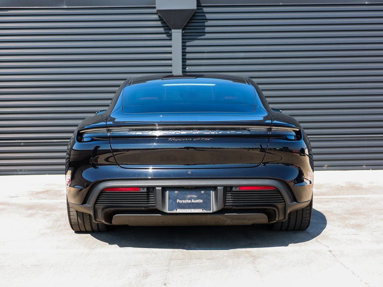 Used 2024 Porsche Taycan GTS image 6