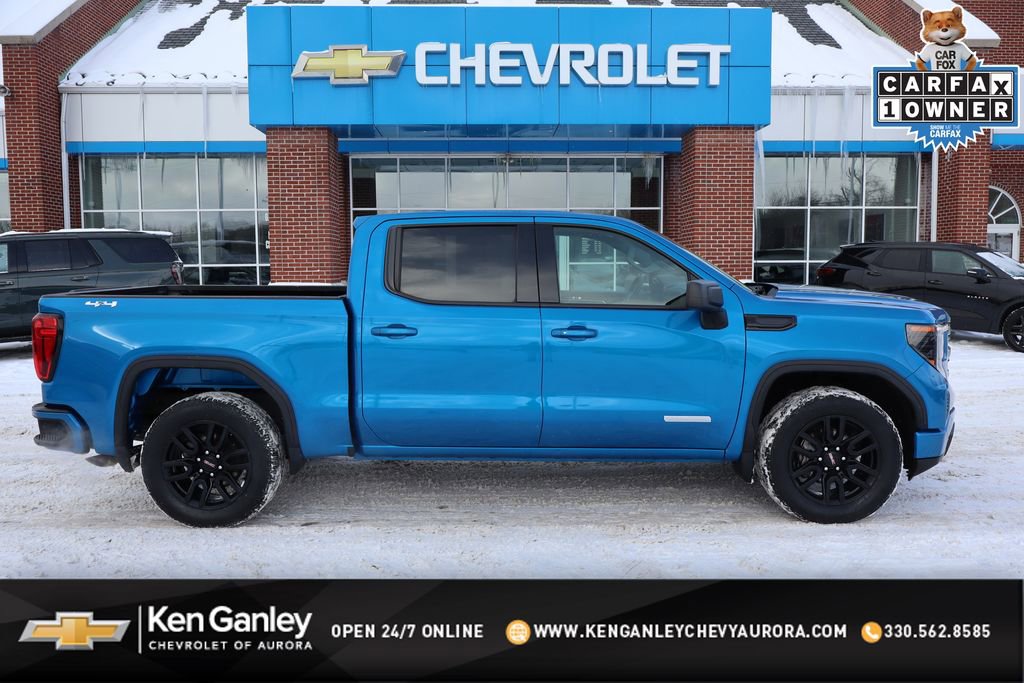 Used 2022 GMC Sierra 1500 Elevation image 1