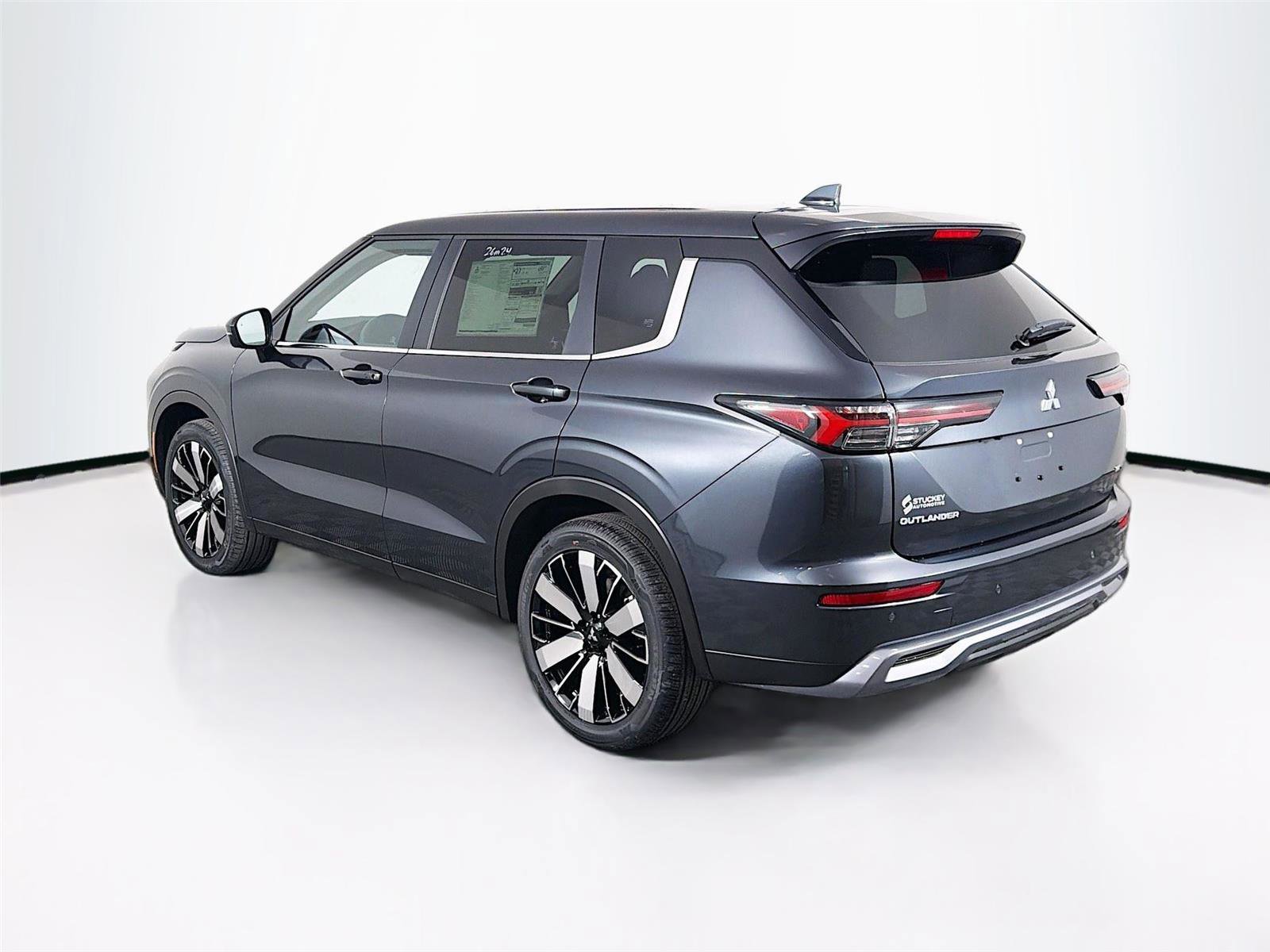 New 2026 Mitsubishi Outlander SE AWD/4WD image 5